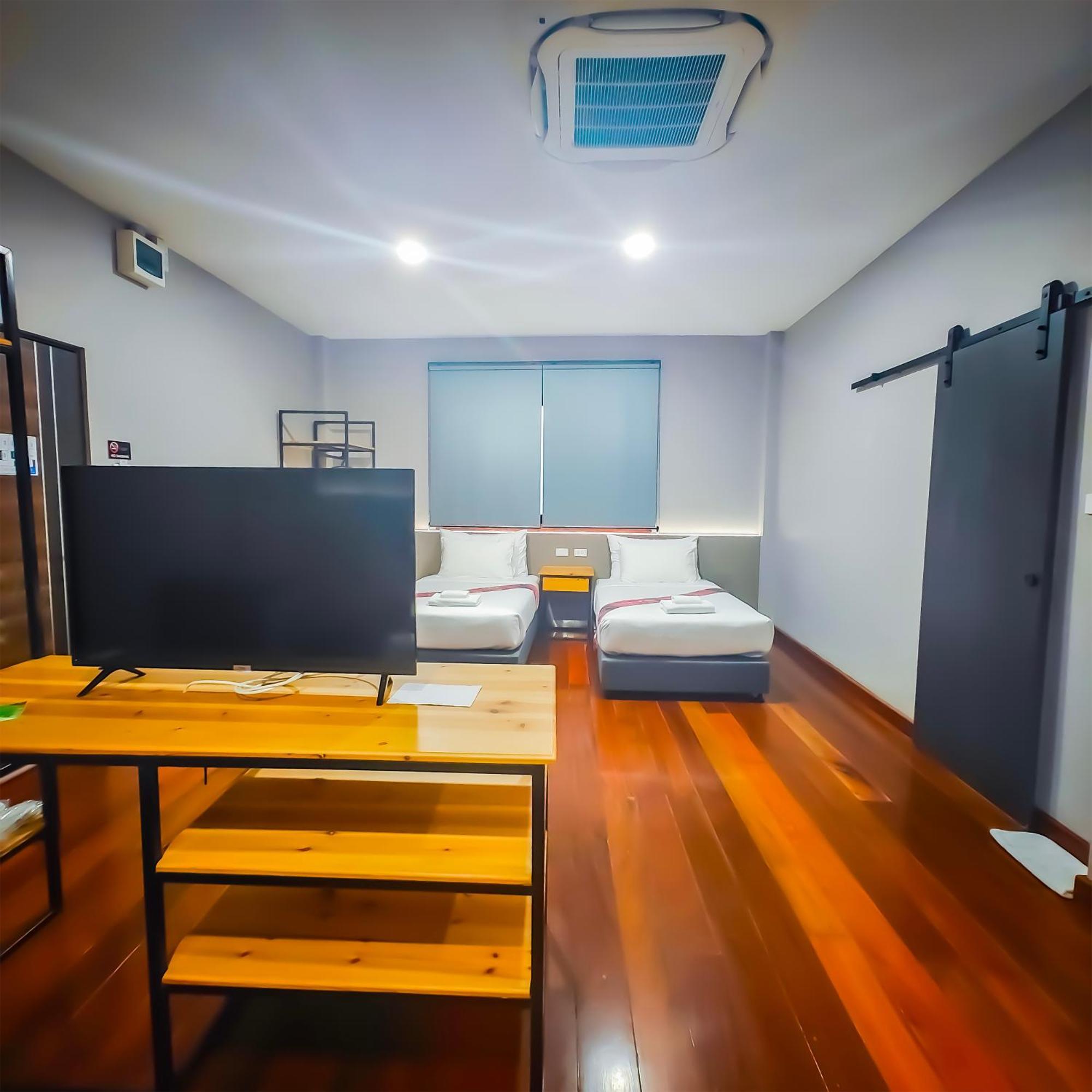 The Riva Vientiane Hotel Exterior photo